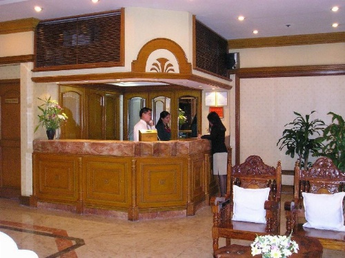 Citadel Inn Makati image 2